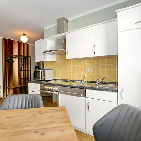 Hermannstrasse 16a Seestern *